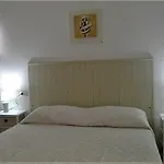 Apartamento Bilocale Al Piano Terra A 3 Minuti Dal Mare A *