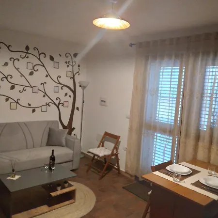 Apartment Bilocale Al Piano Terra A 3 Minuti Dal Mare A *